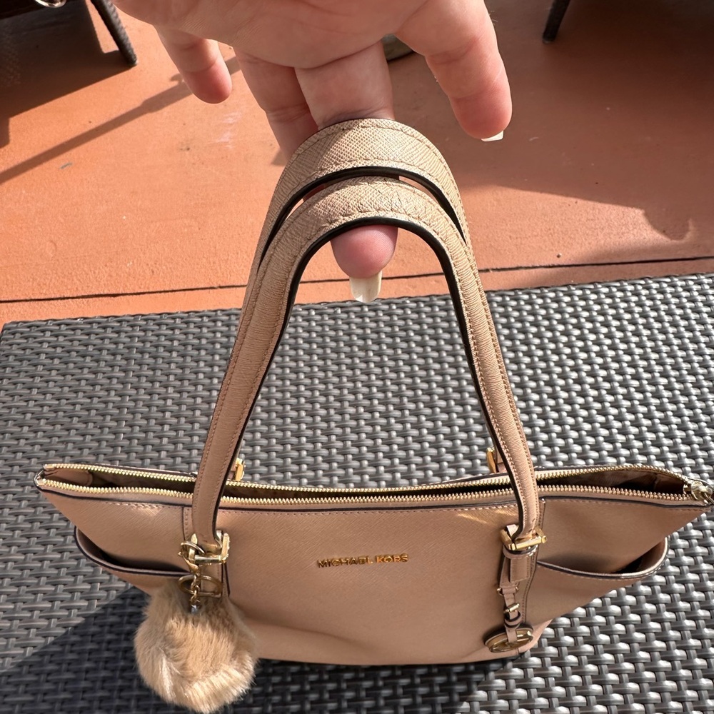 Michael Kors Beige Tote with Gold Accents - Picture 5 of 9